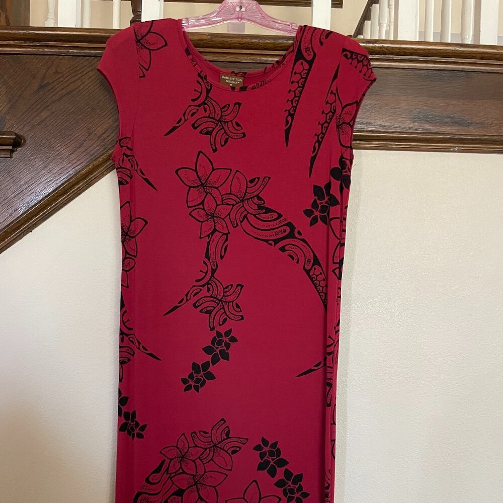 Wahine Toa, Size Medium, Red and Black Midi Dress